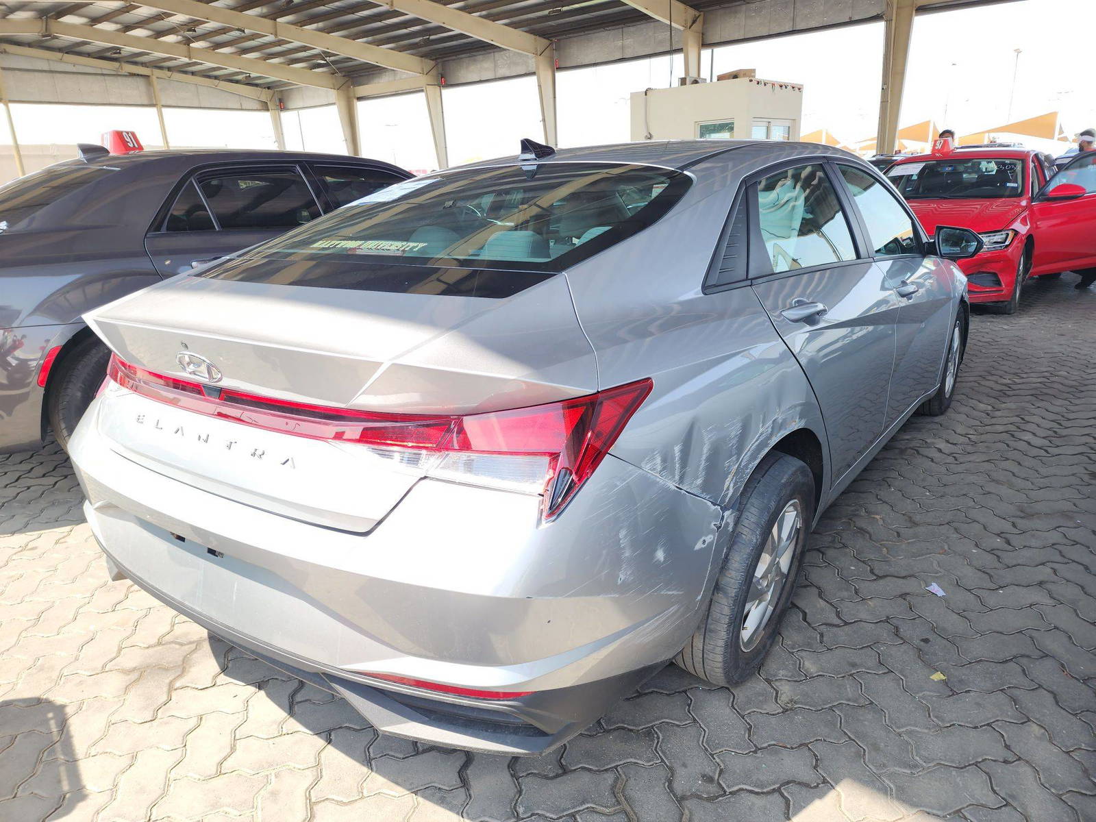 2021 HYUNDAI ELANTRA — 28838 Miles — Lot 78258333 - Marhaba Auctions Used Cars - Image 4
