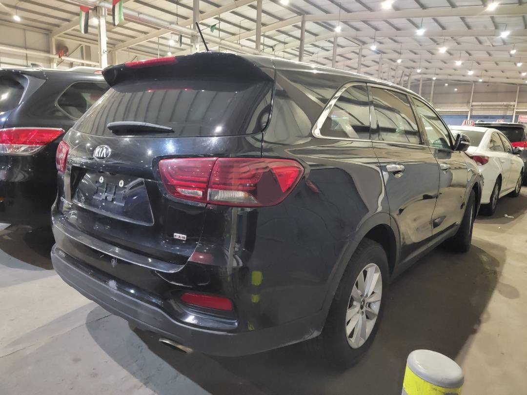 2020 KIA SORENTO — 98619 Miles — Lot 59619095 — Souq - Marhaba Auctions Used Cars - Image 3