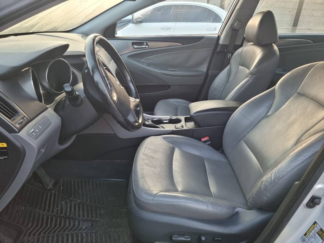 2013 HYUNDAI SONATA — 231400 Miles — Lot 125487 — Main - Marhaba Auctions Used Cars - Image 6