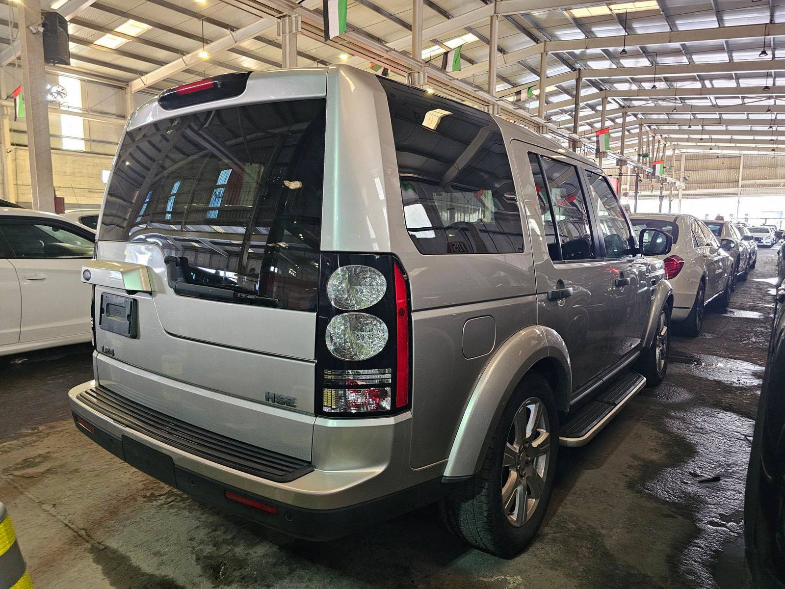 2016 LAND ROVER LR4 HSE — 69962 Miles — Lot 0GA788672 — Main - Marhaba Auctions Used Cars - Image 3