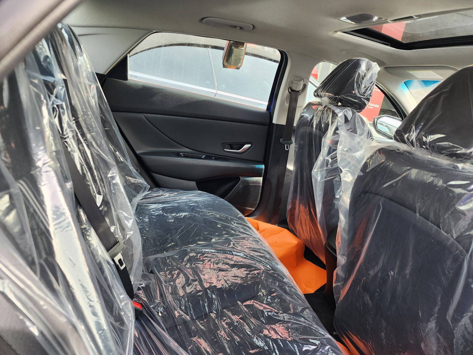 2021 HYUNDAI ELANTRA — 32199 KM — Lot MU076907 — Al Quoz - Marhaba Auctions Used Cars - Image 9