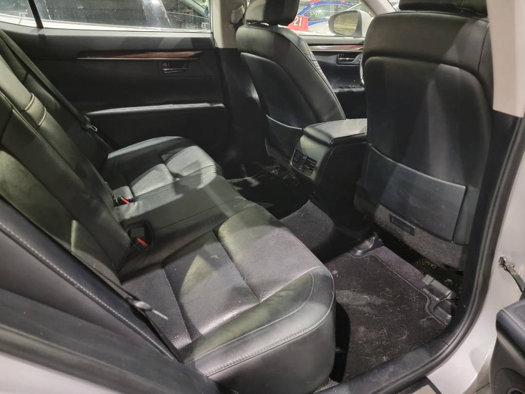 2013 LEXUS ES 350 — 115070 Miles — Lot 080133 - Marhaba Auctions Used Cars - Image 5