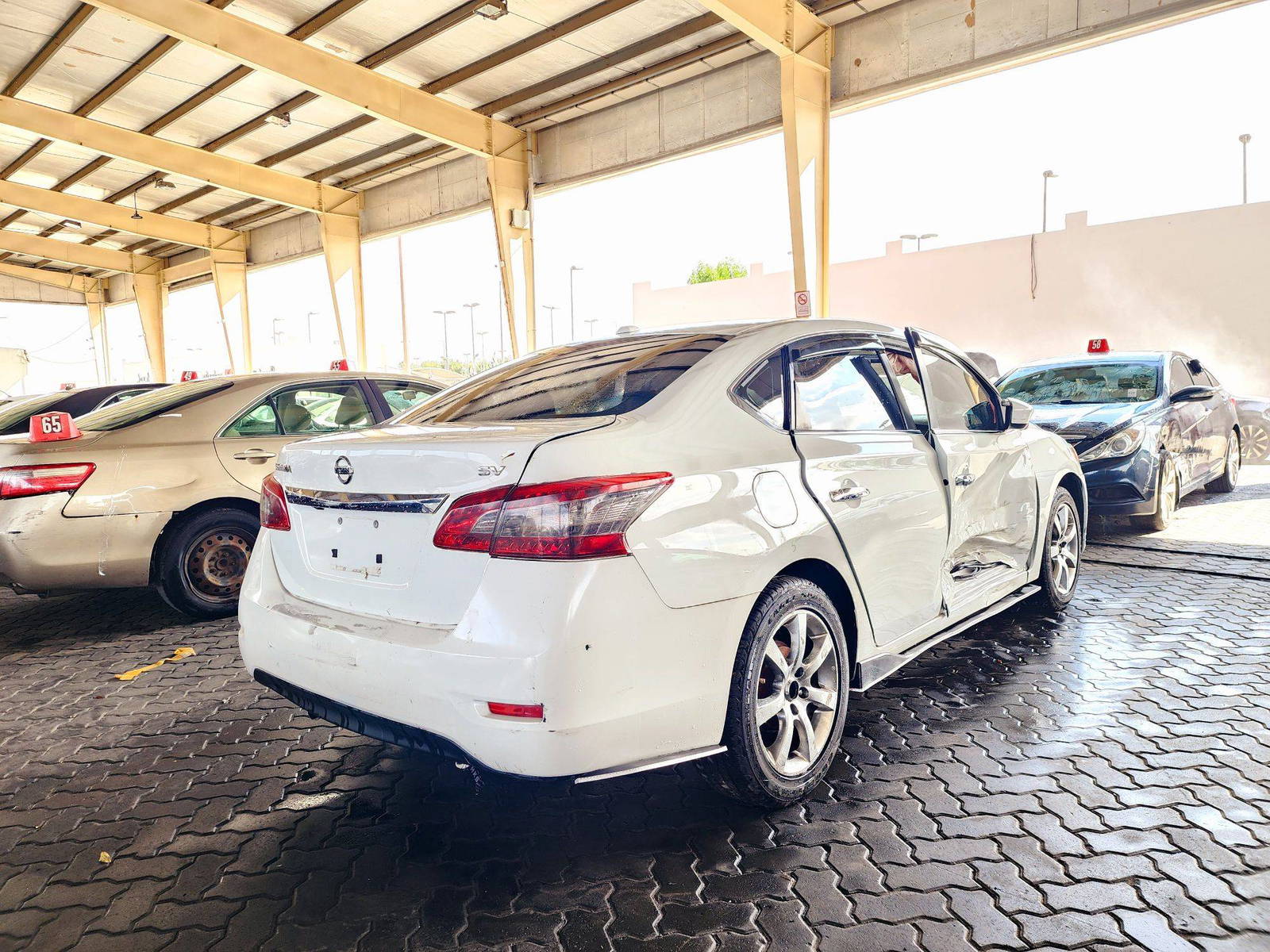 2015 NISSAN SENTRA — 117702 Miles — Lot 71308934 — Main - Marhaba Auctions Used Cars - Image 3