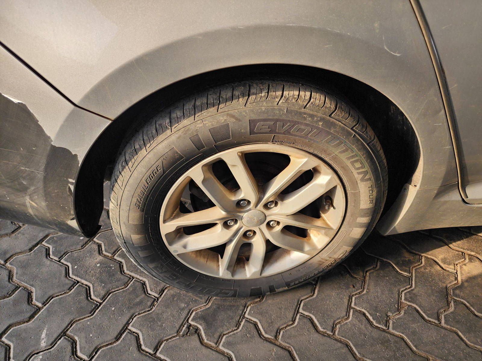 2013 KIA OPTIMA — 168530 Miles — Lot 45741574 — Souq - Marhaba Auctions Used Cars - Image 4