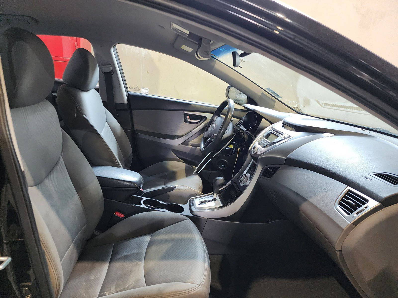 2012 HYUNDAI ELANTRA — 188758 Miles — Lot 68857534 — Al Quoz - Marhaba Auctions Used Cars - Image 9