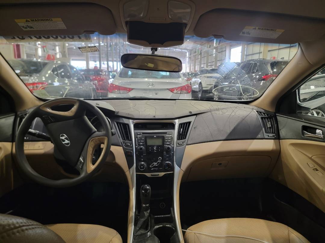 2011 HYUNDAI SONATA — 142168 Miles — Lot 78883573 — Main - Marhaba Auctions Used Cars - Image 8