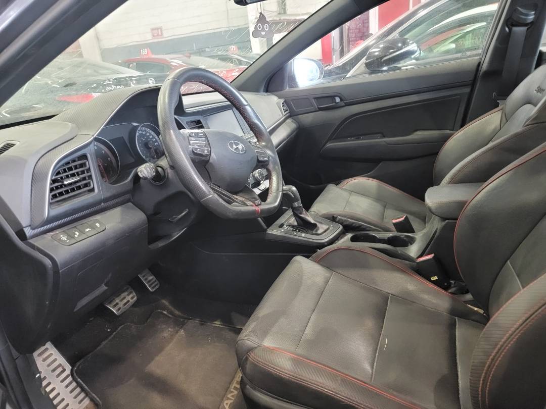 2019 HYUNDAI ELANTRA — 145471 KM — Lot 2KU821100 — Main - Marhaba Auctions Used Cars - Image 8