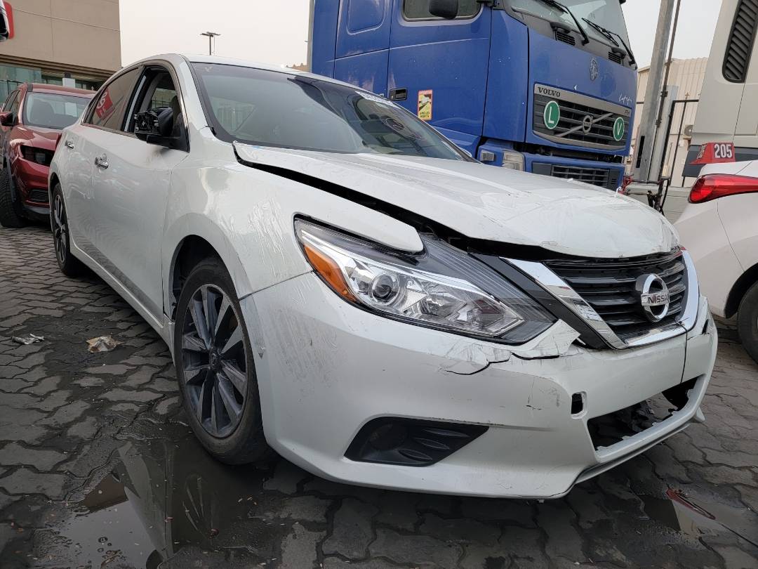 2016 NISSAN ALTIMA — 135007 Miles — Lot C170550 — Main - Marhaba Auctions Used Cars - Image 4