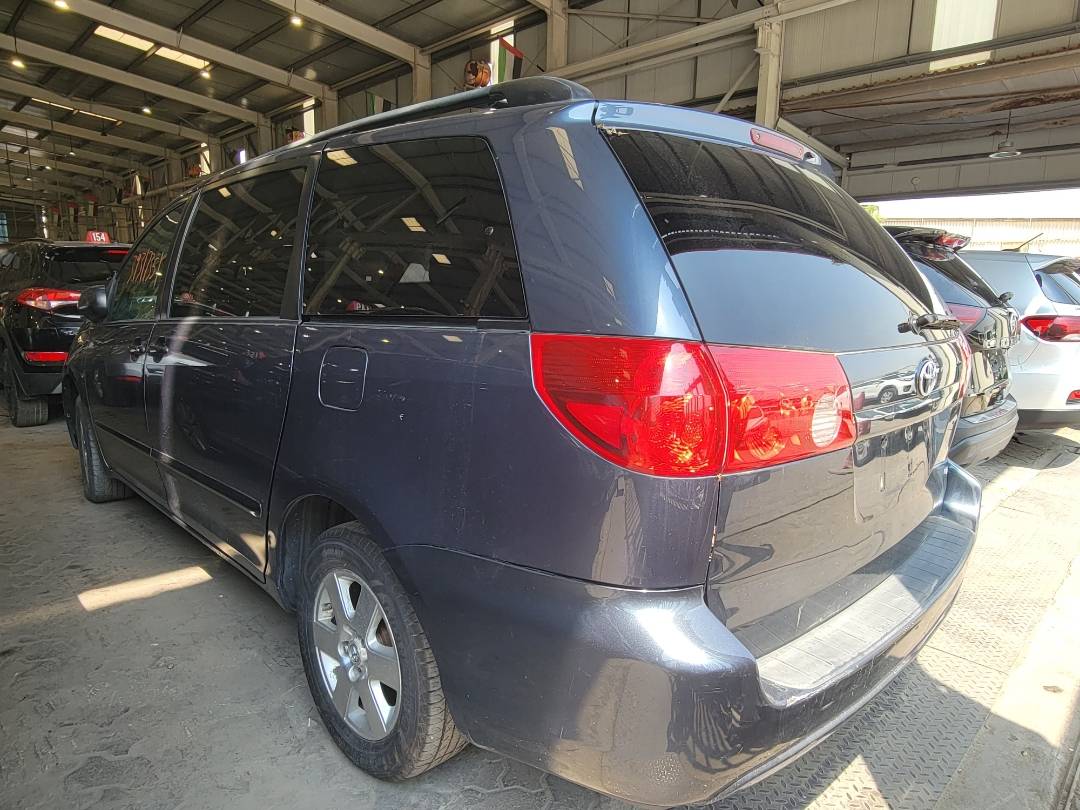 2008 TOYOTA SIENNA — 186 183 Miles — Lot 8S186499 — Main - Marhaba Auctions Used Cars - Image 4