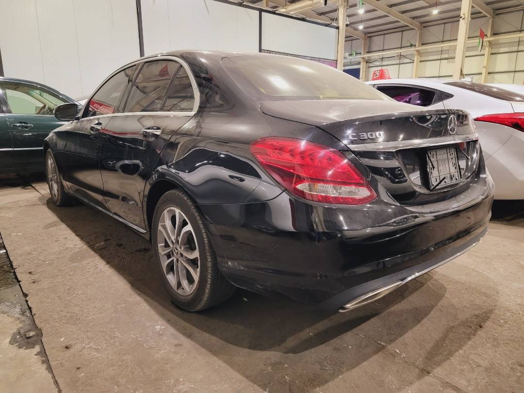 2017 MERCEDES BENZ C300 — 78022 KM — Lot HU222032 — Main - Marhaba Auctions Used Cars - Image 4