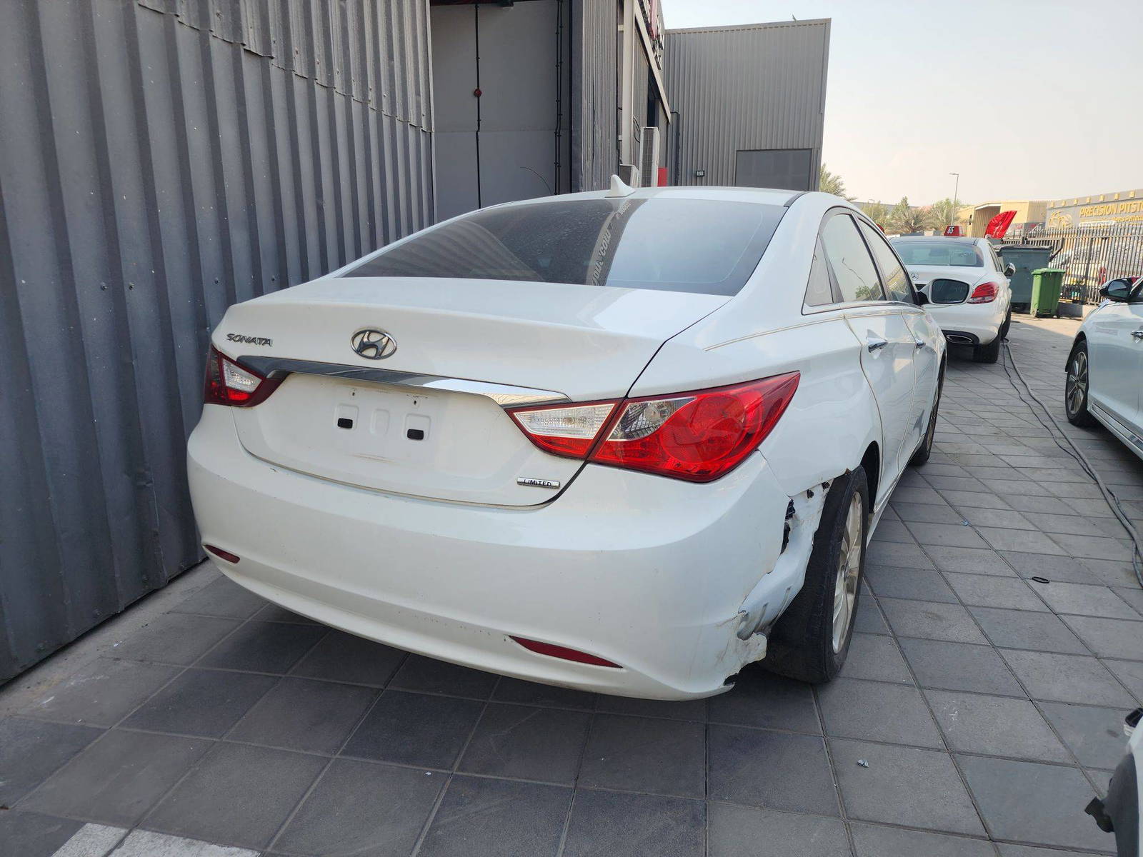 2011 HYUNDAI SONATA — 232212 Miles — Lot 62208485 — Main - Marhaba Auctions Used Cars - Image 5