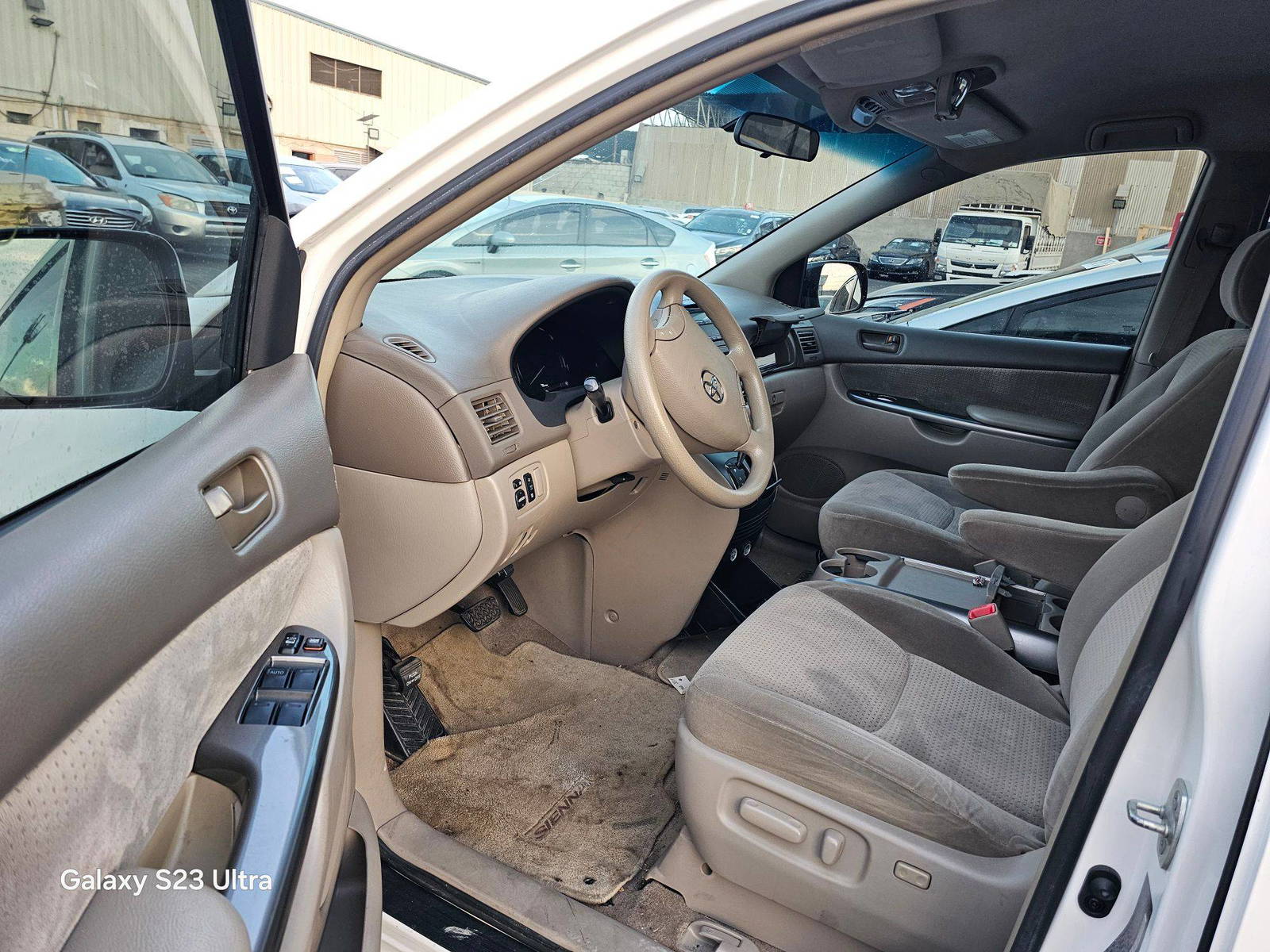 2008 TOYOTA SIENNA — 145748 Miles — Lot 43326797 — Main - Marhaba Auctions Used Cars - Image 10