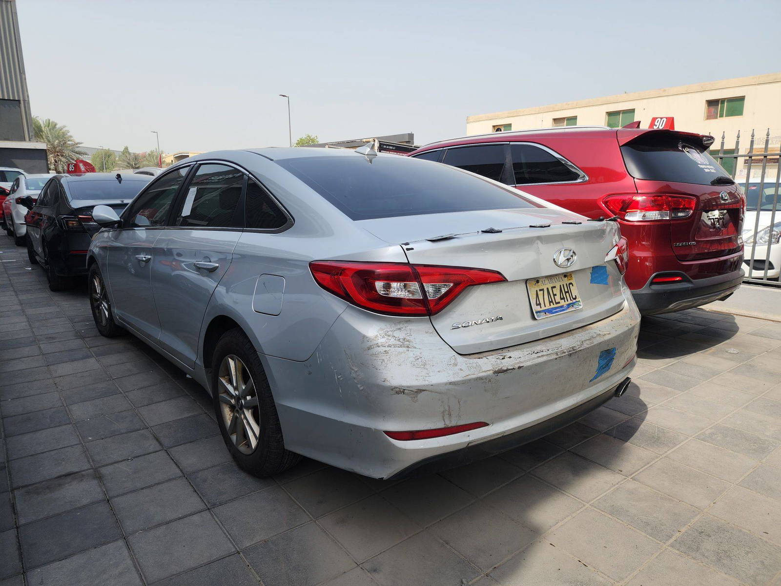 2017 HYUNDAI SONATA — 216440 Miles — Lot 7259869 — Al Quoz - Marhaba Auctions Used Cars - Image 4