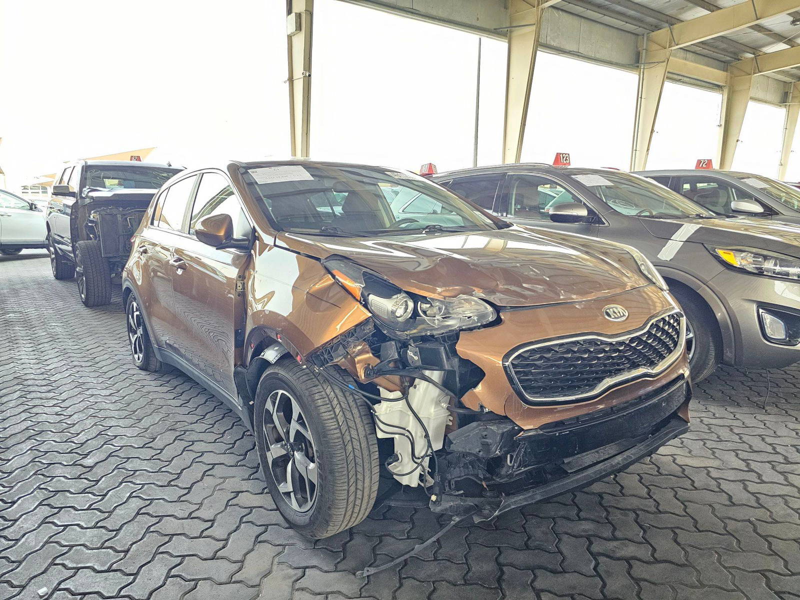 2021 KIA SPORTAGE — 79553 Miles — Lot 0M7852357 — Souq - Marhaba Auctions Used Cars - Image 4
