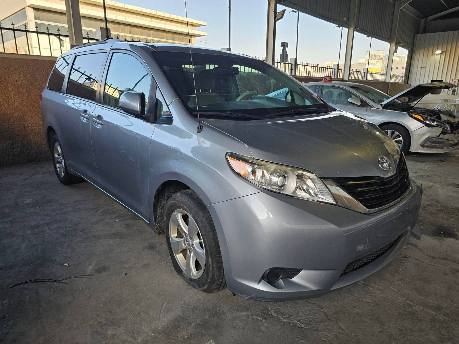 TOYOTA SIENNA 2014 - Marhaba Auction Used Cars - Image 4