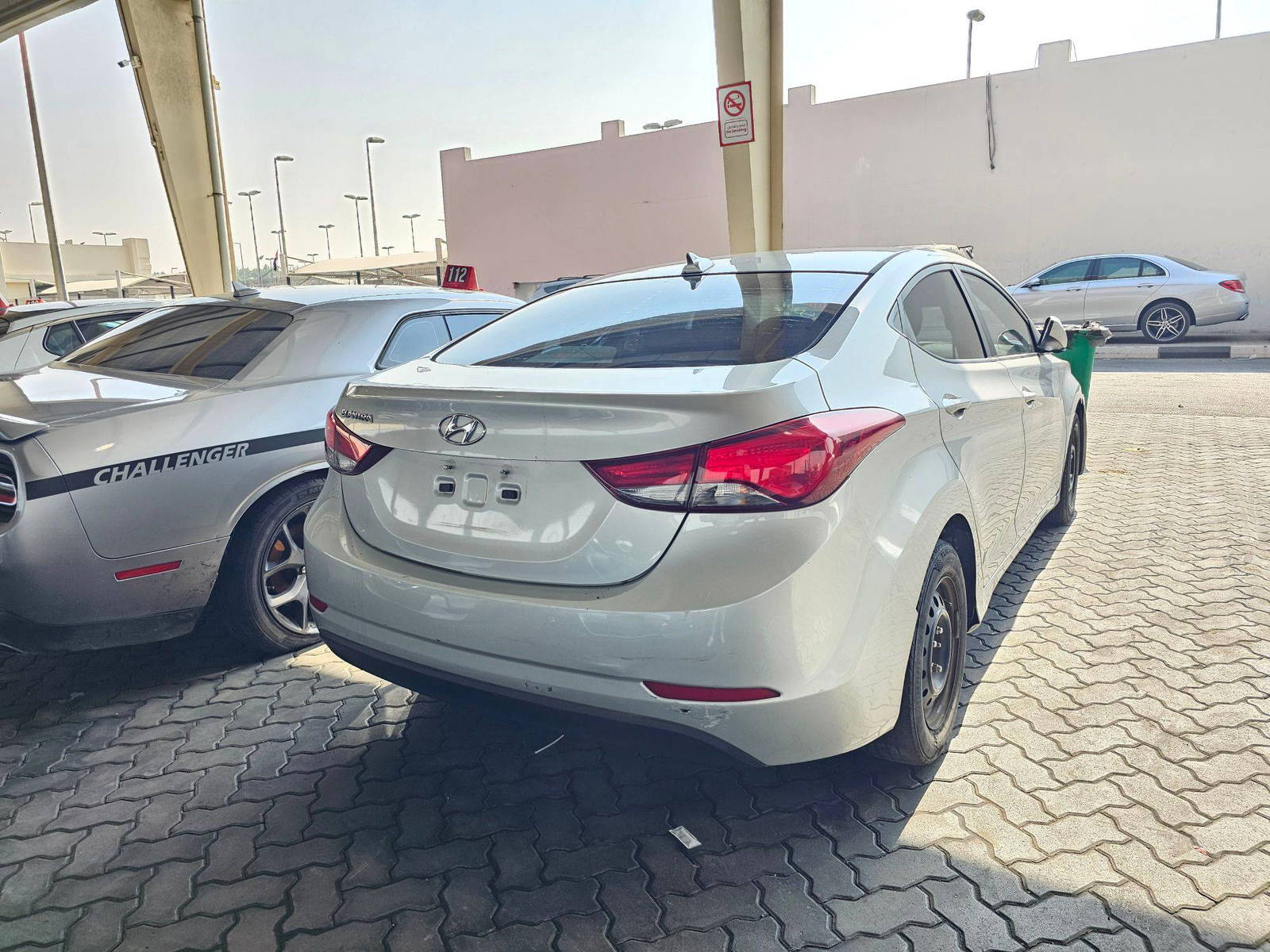 2016 HYUNDAI ELANTRA — 130384 Miles — Lot 816933 — Souq - Marhaba Auctions Used Cars - Image 4