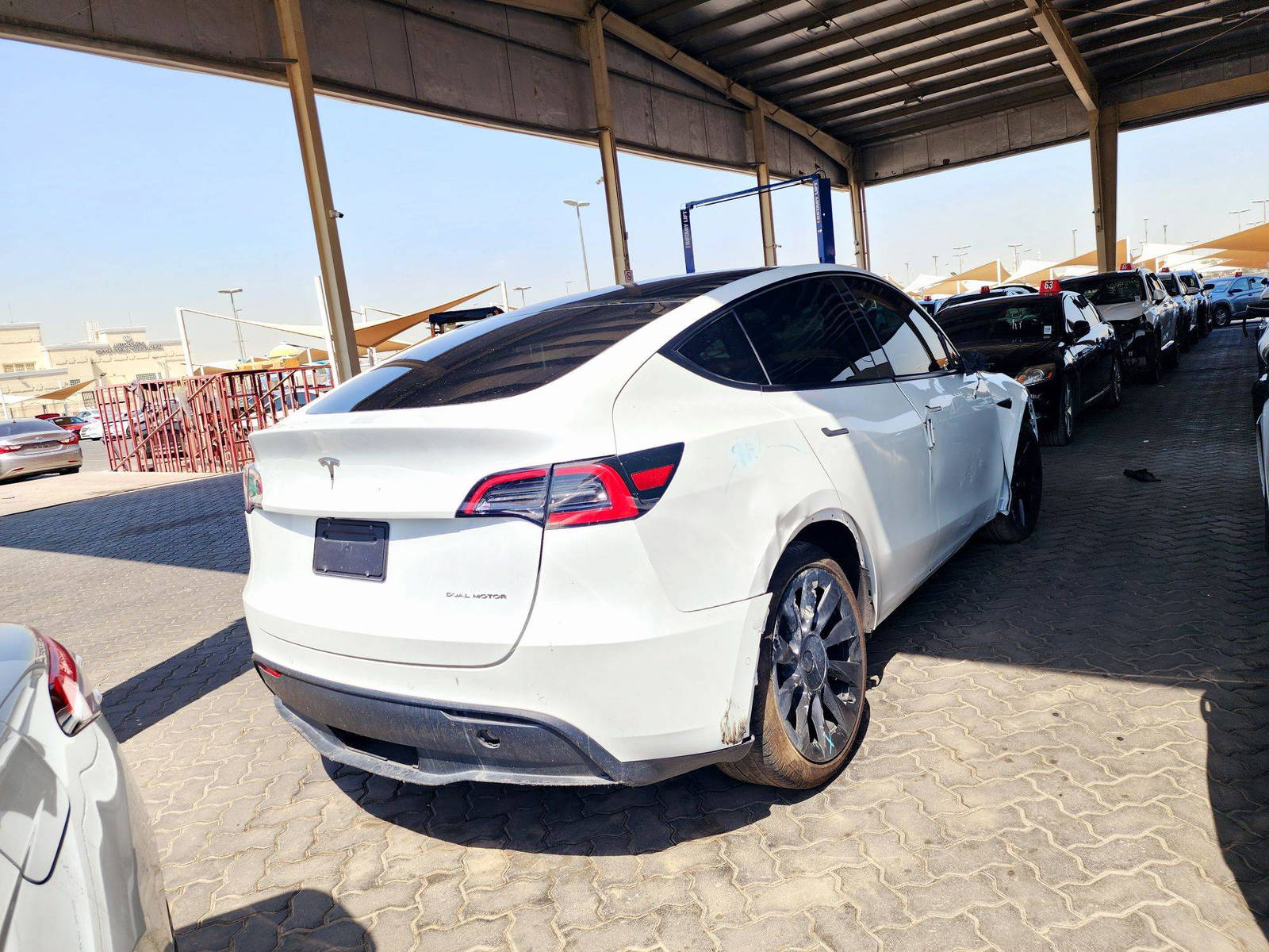 2021 TESLA MODEL Y — 55904 Miles — Lot 75669974 — Souq - Marhaba Auctions Used Cars - Image 4