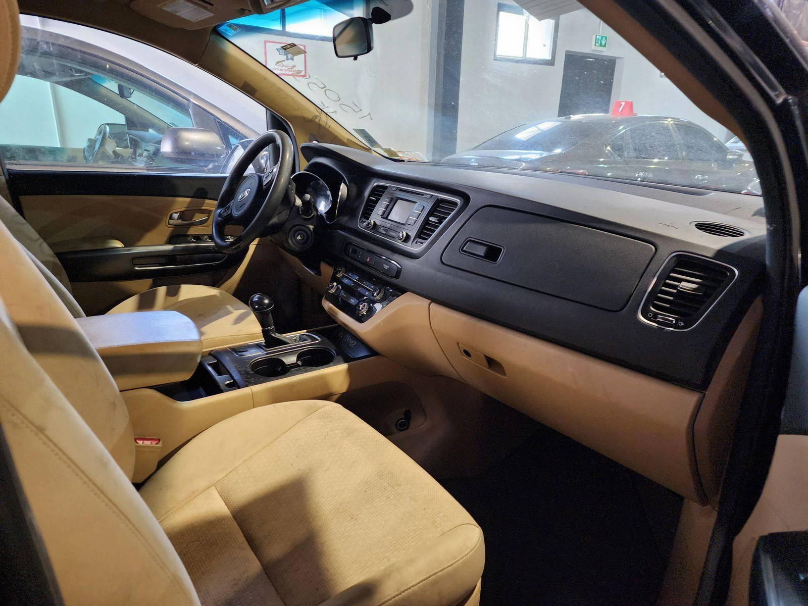 2016 KIA SEDONA — 141354 Miles — Lot 57013264 — Al Quoz - Marhaba Auctions Used Cars - Image 6