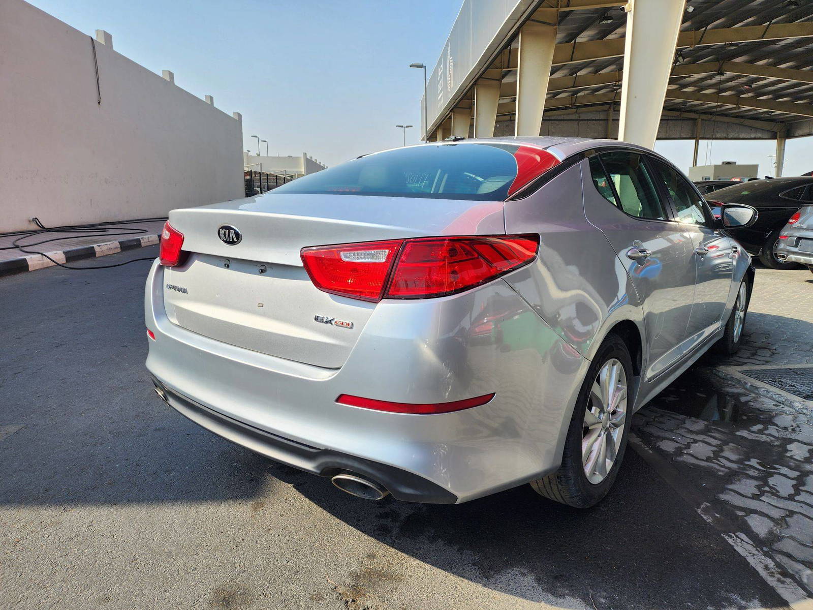 2015 KIA OPTIMA — 124090 Miles — Lot 47902494 — Souq - Marhaba Auctions Used Cars - Image 3
