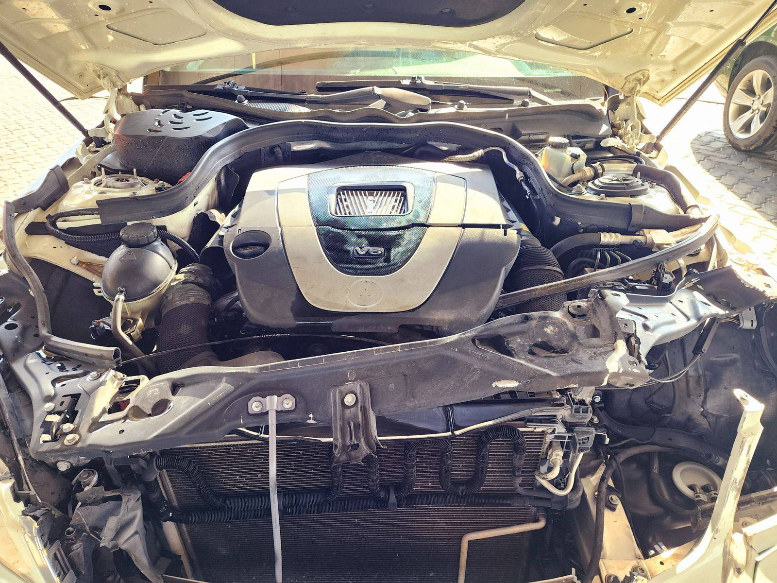 2010 MERCEDES BENZ E 350 — 166365 KM — Lot 39466022 — Souq - Marhaba Auctions Used Cars - Image 12