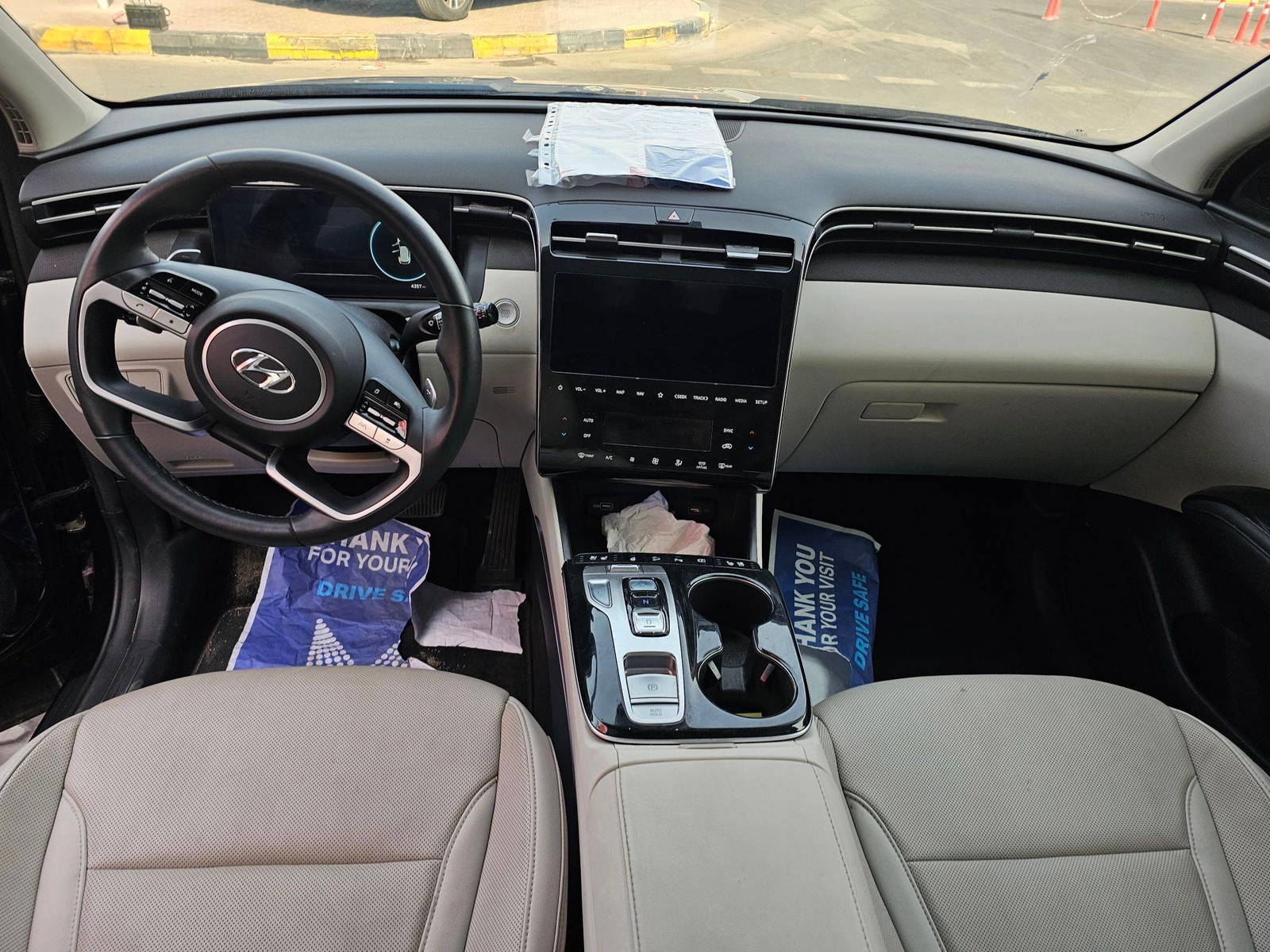 2024 HYUNDAI TUCSON — 4357 Miles — Lot H369554 — Souq - Marhaba Auctions Used Cars - Image 7
