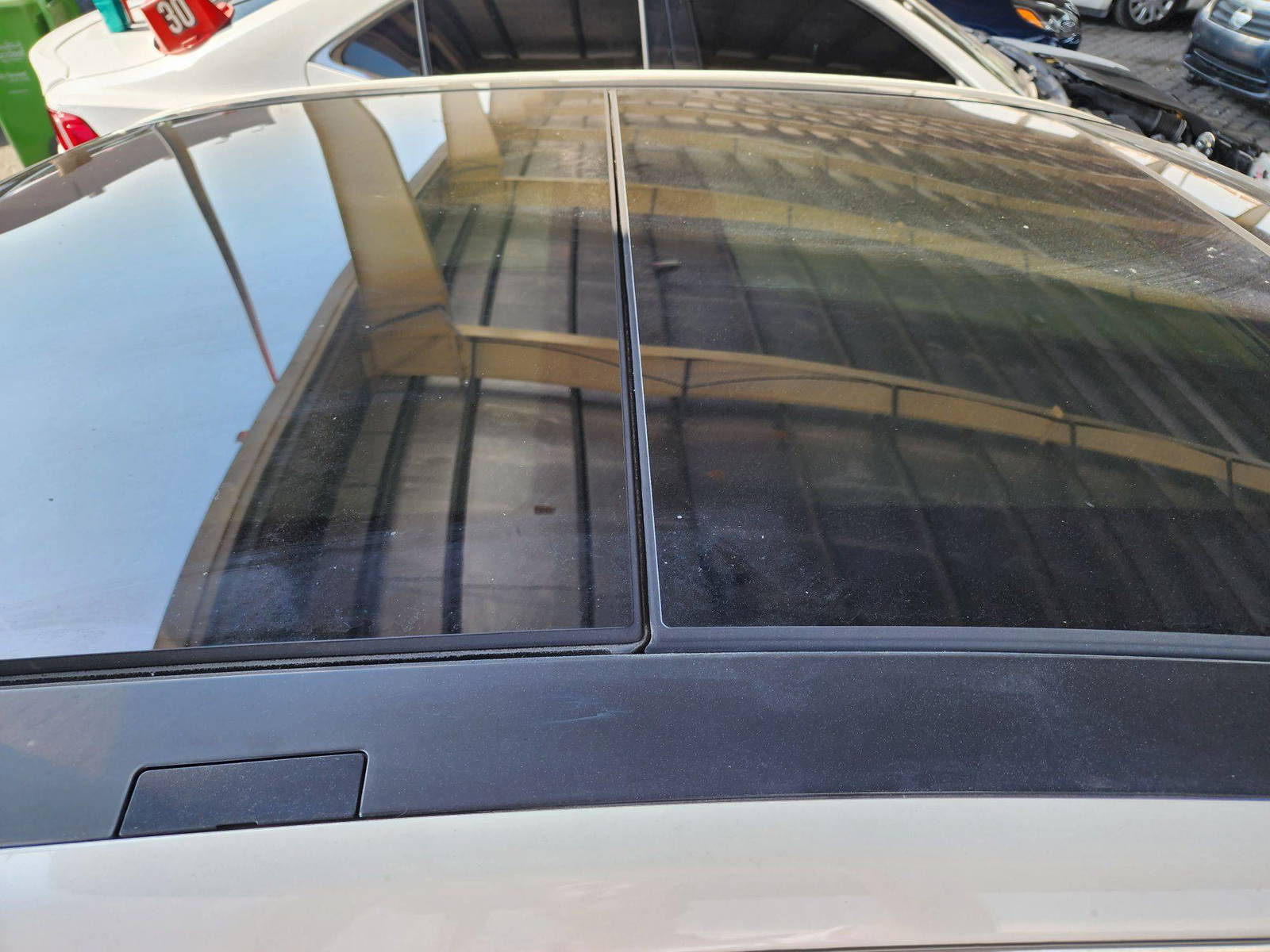 2014 MERCEDES BENZ E 350 — 161151 Miles — Lot 54126541510 - Marhaba Auctions Used Cars - Image 5
