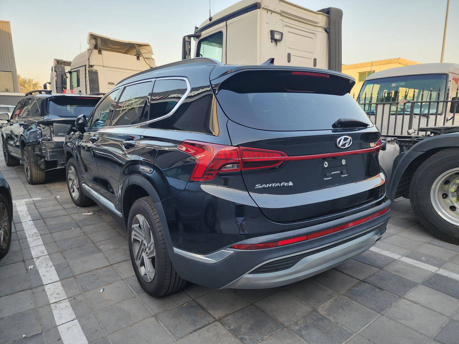 2021 HYUNDAI SANTA FE — 42993 Miles — Lot 41041683 — Main - Marhaba Auctions Used Cars - Image 3