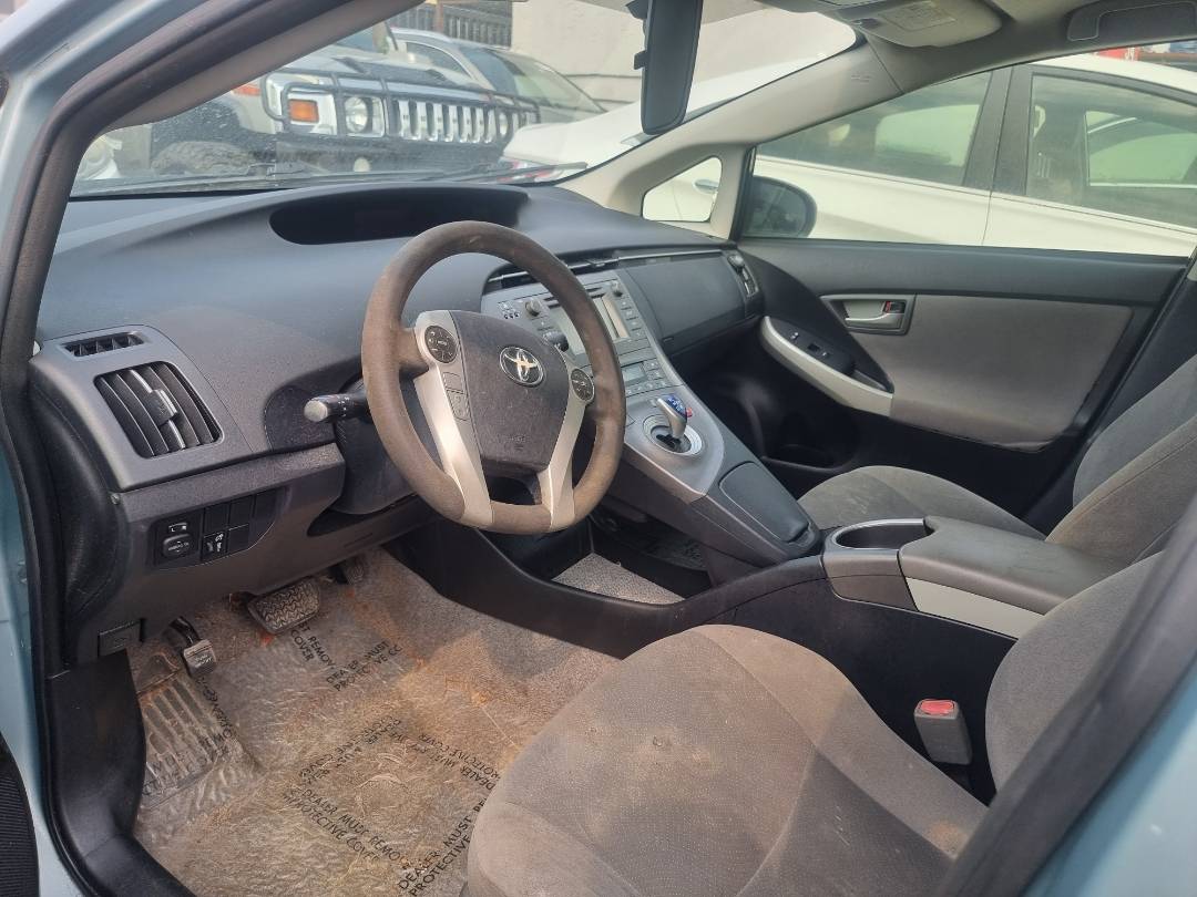 2014 TOYOTA PRIUS — 194901 Miles — Lot 1756471 — Ind. 12 - Marhaba Auctions Used Cars - Image 6