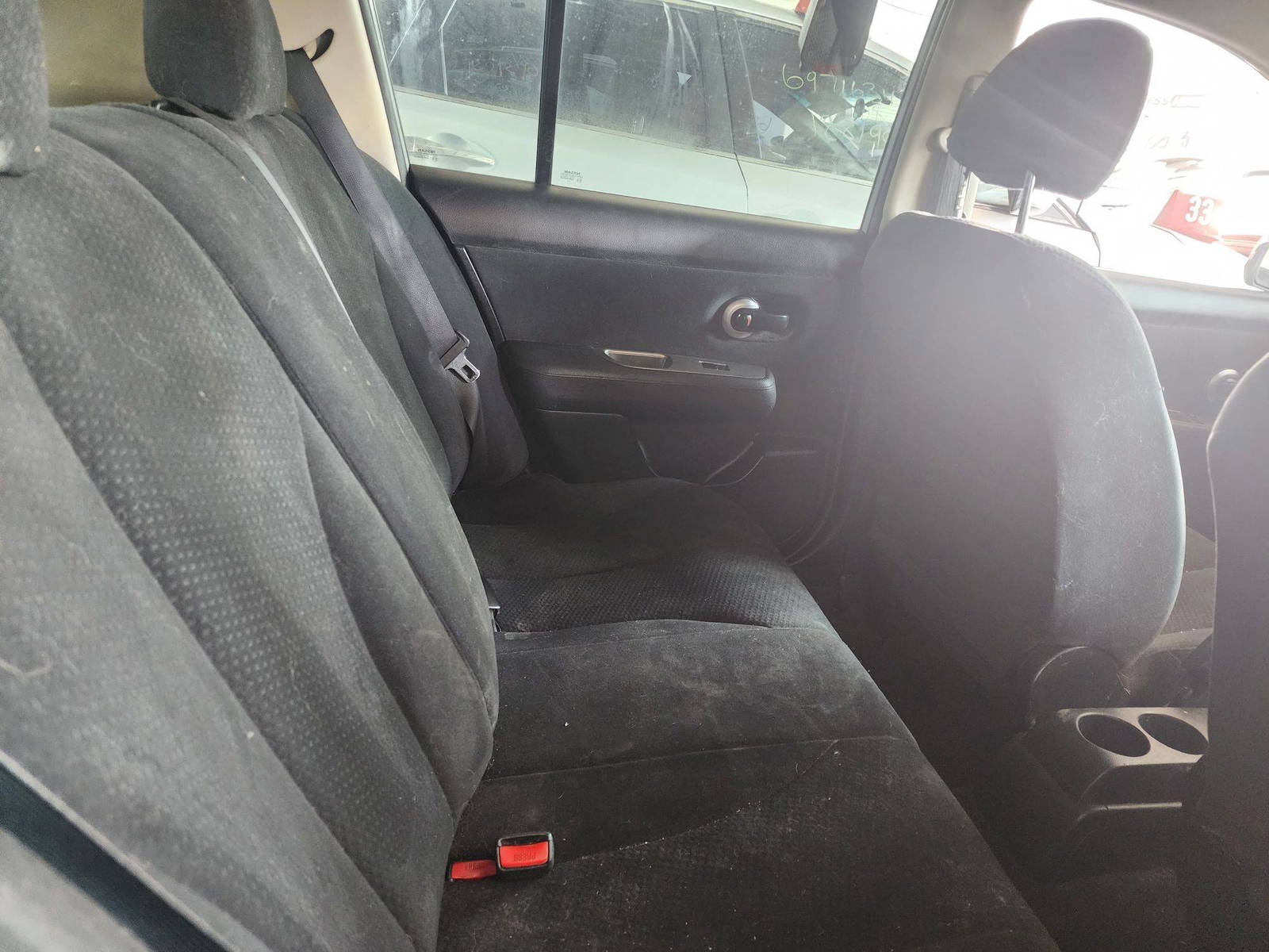 2012 NISSAN VERSA — 183601 Miles — Lot 37550781 - Marhaba Auctions Used Cars - Image 10