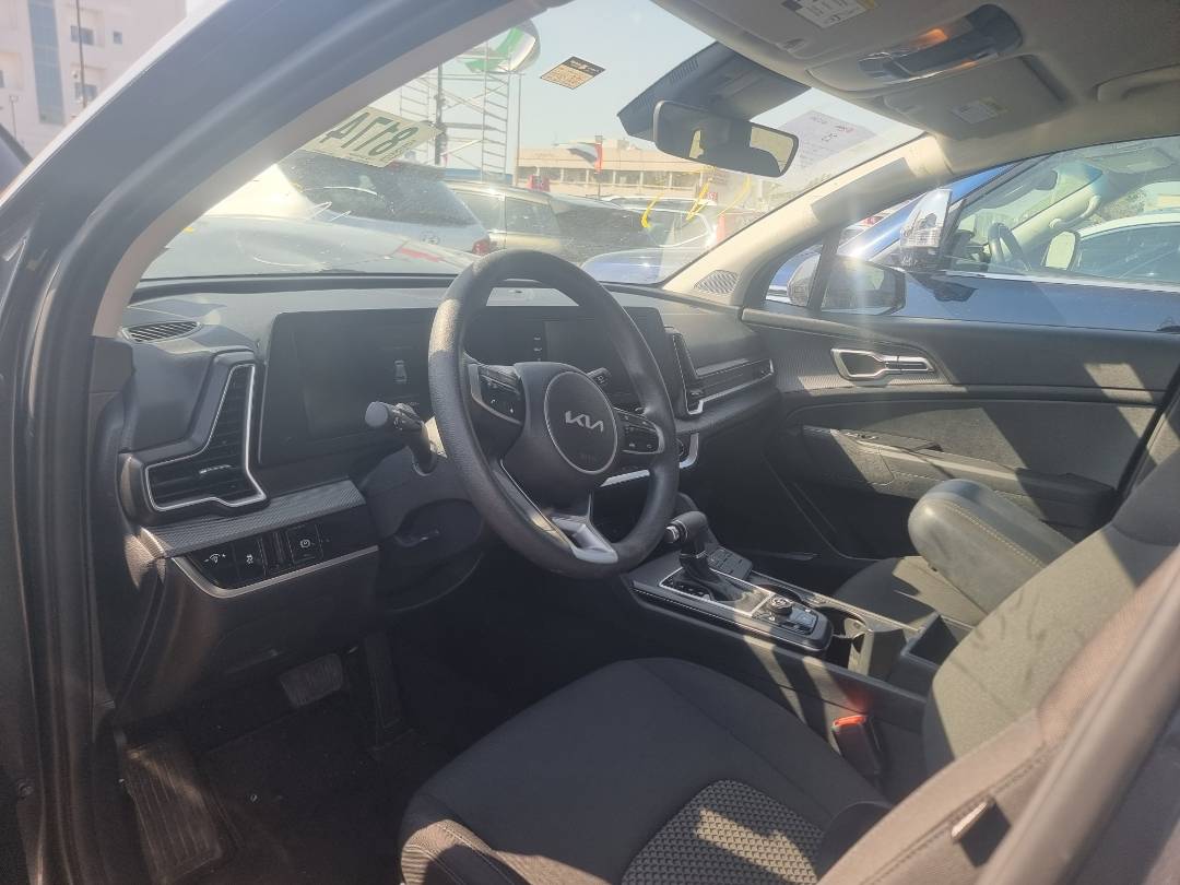 2023 KIA SPORTAGE — 20522 Miles — Lot 7038438 — Souq - Marhaba Auctions Used Cars - Image 7