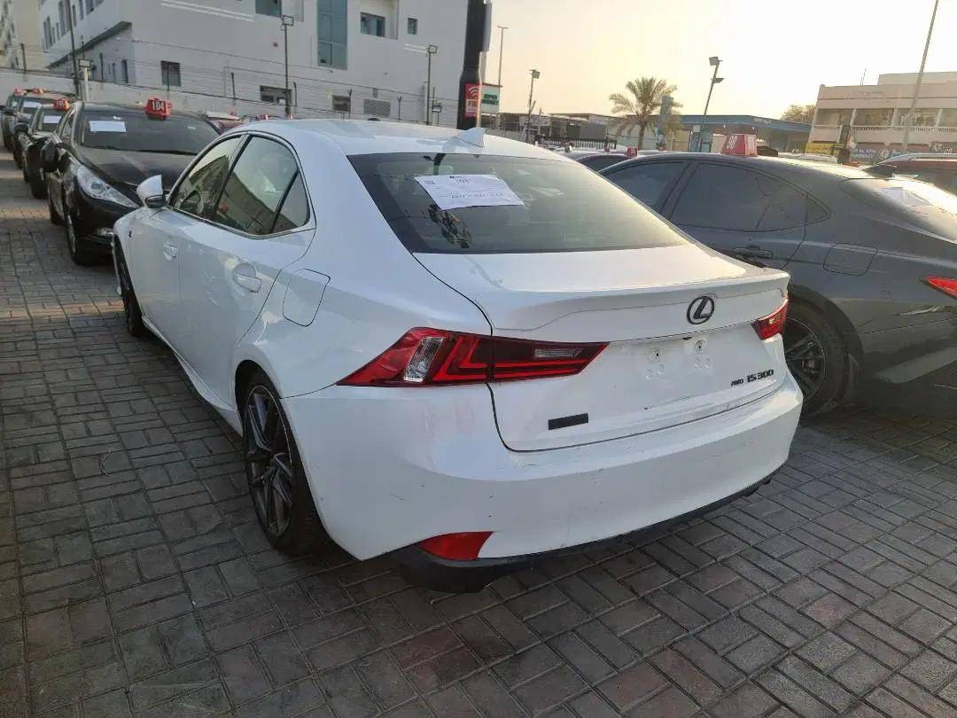 LEXUS IS 300
