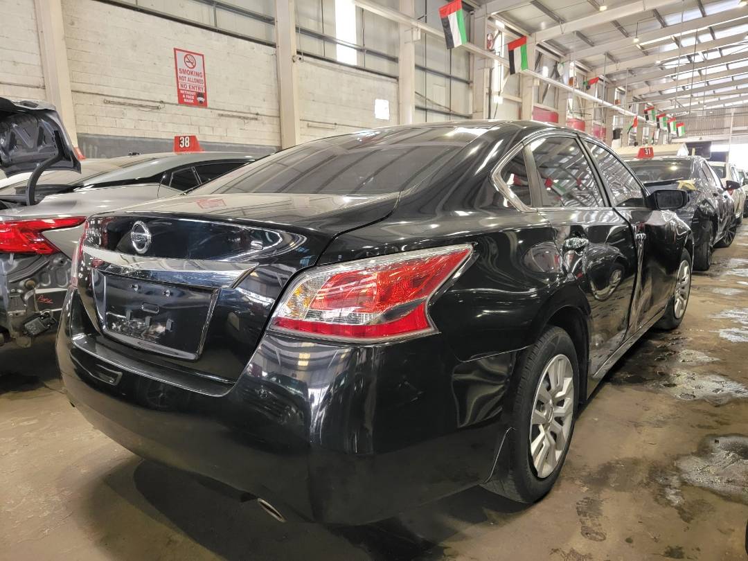 2015 NISSAN ALTIMA — 201609 Miles — Lot 39731824 — Main - Marhaba Auctions Used Cars - Image 3