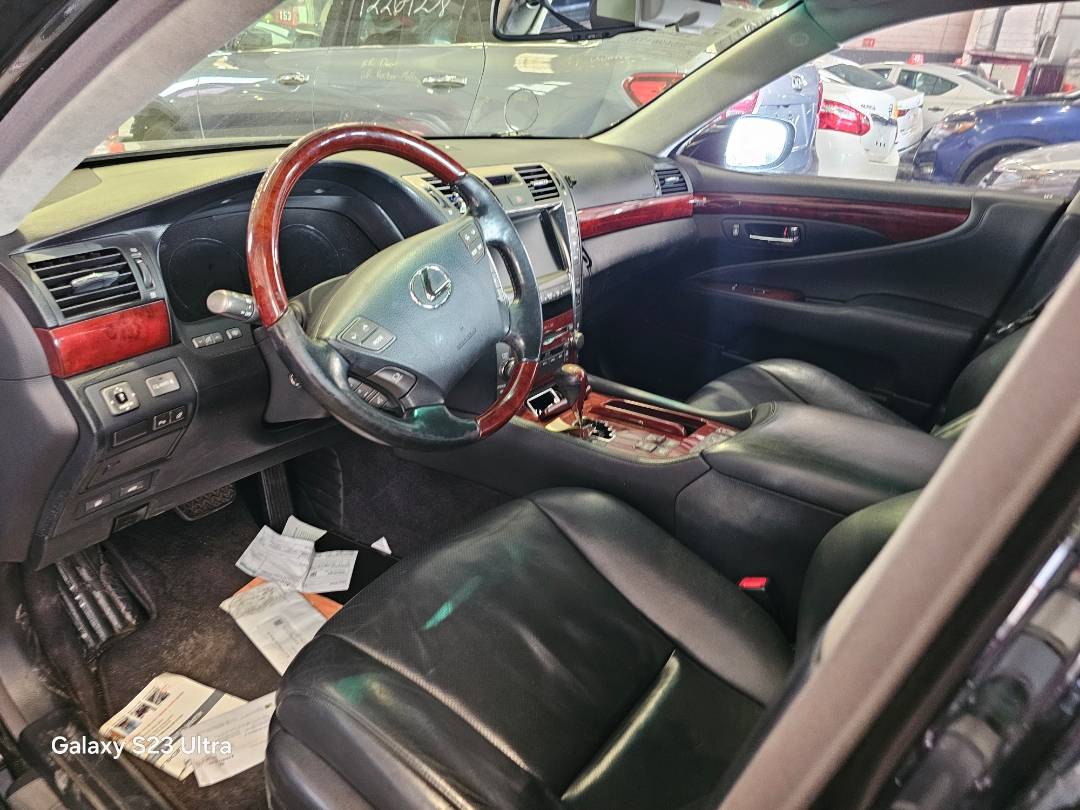 2007 LEXUS LS 460 — 331694 KM — Lot 029775 — Main - Marhaba Auctions Used Cars - Image 8