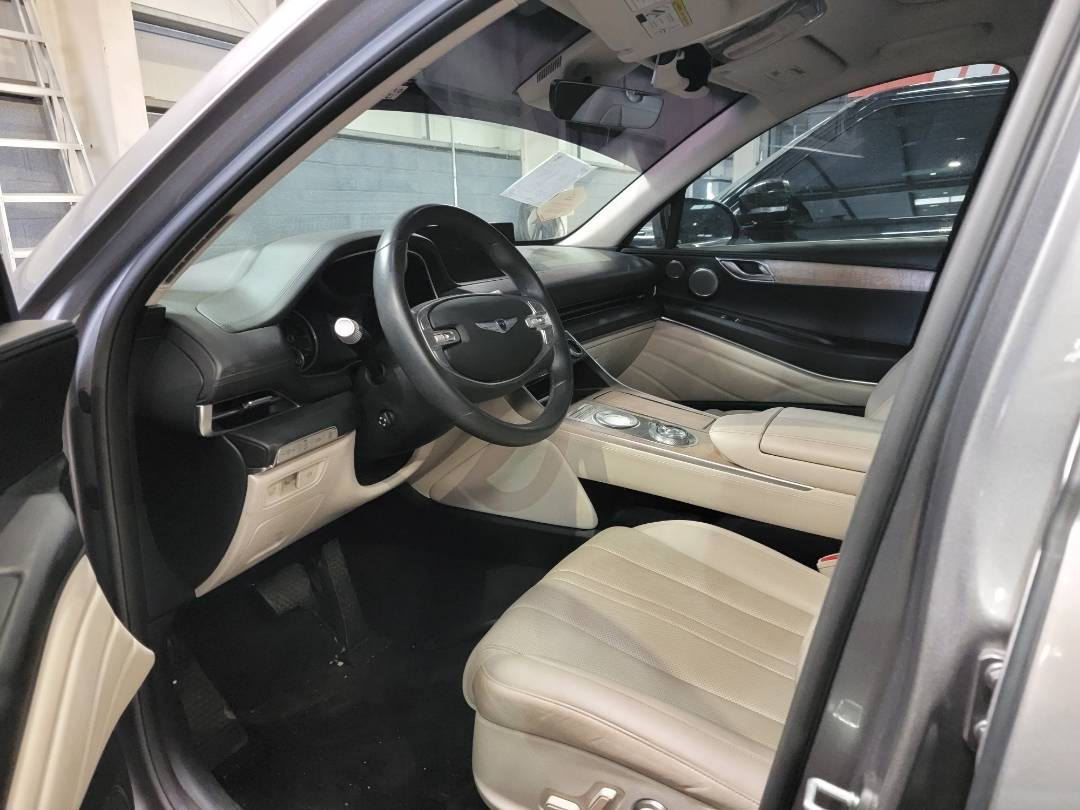 2021 GENESIS GV80 BASE — 45321 Miles — Lot MU040802 — Main - Marhaba Auctions Used Cars - Image 6