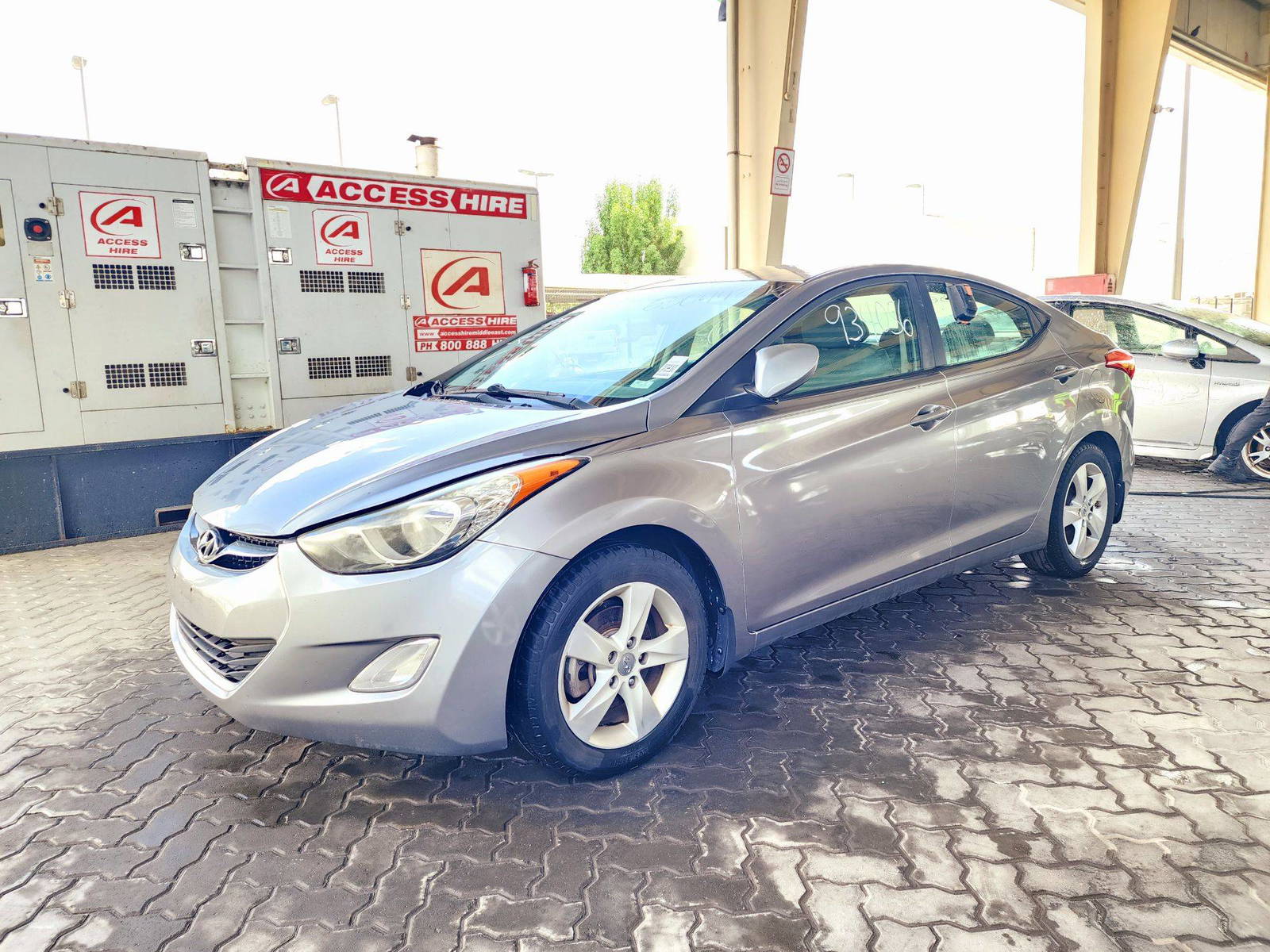 2013 HYUNDAI ELANTRA — 202864 Miles — Lot DU934056 — Souq - Marhaba Auctions Used Cars - Image 4