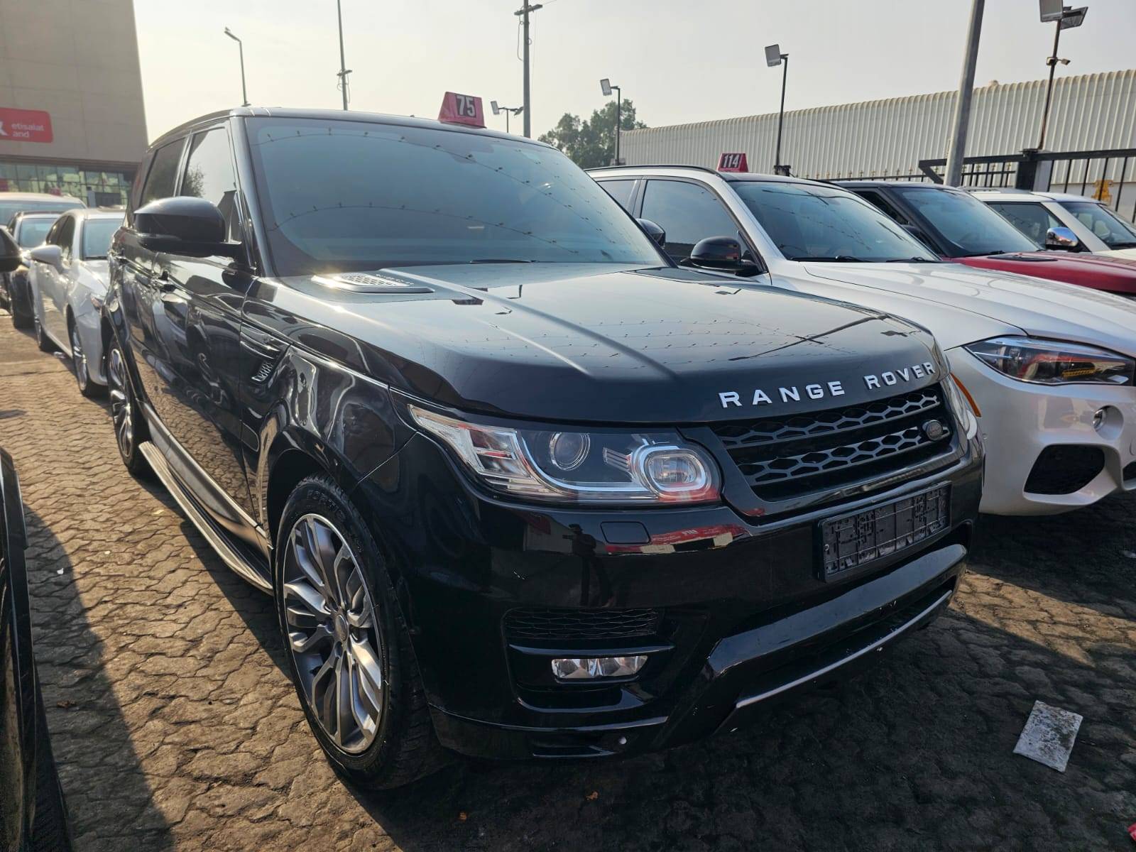 Land Rover Range Rover 2016 view 2