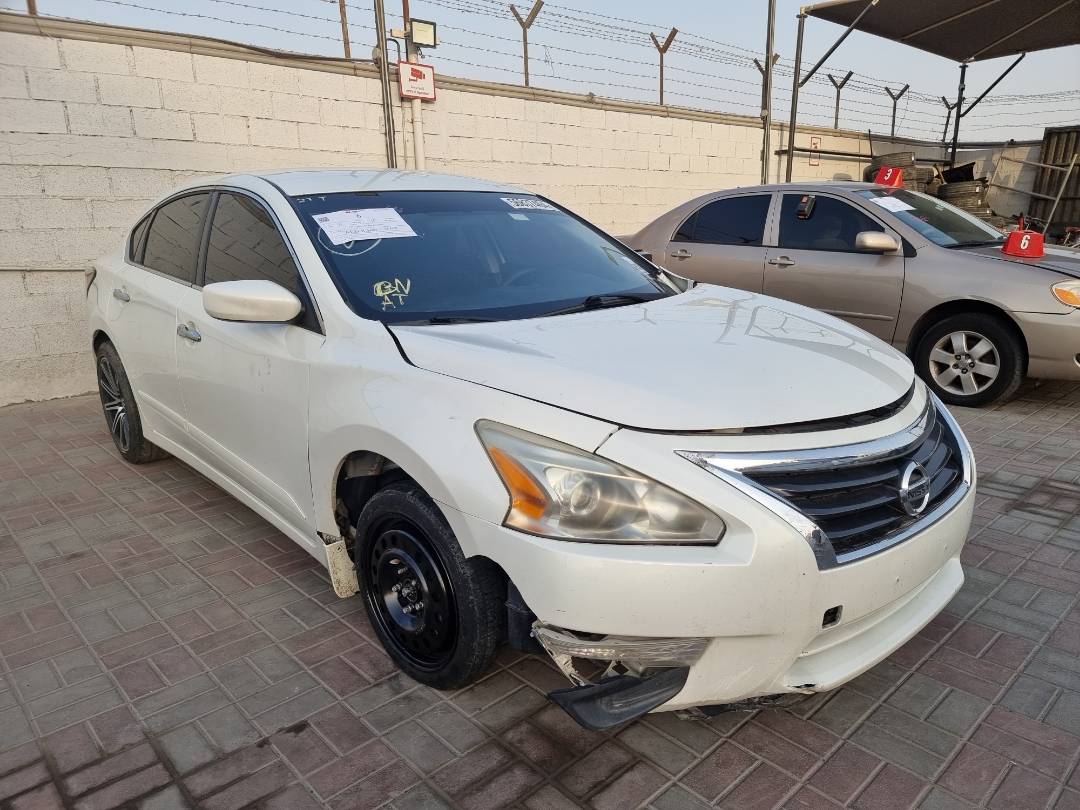 2014 NISSAN ALTIMA — 200724 Miles — Lot 124548787 — Ind. 12 - Marhaba Auctions Used Cars - Image 3