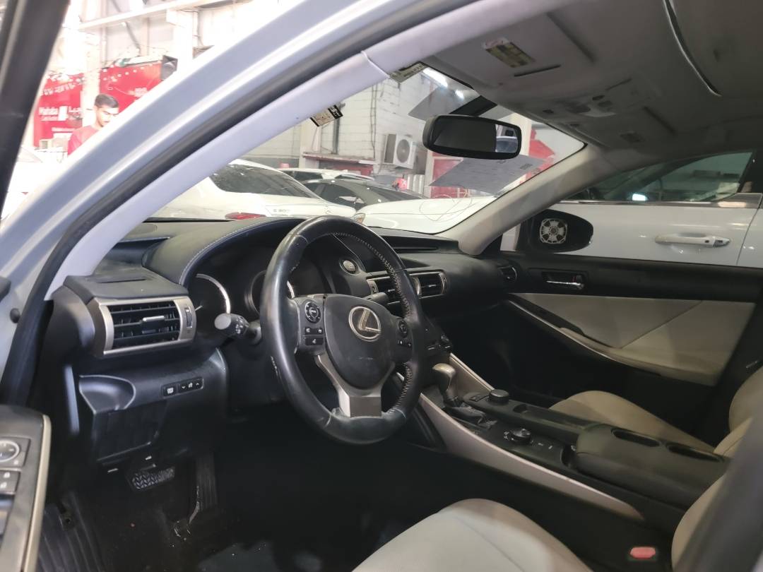2014 LEXUS IS 250 — 121115 Miles — Lot 1E5002907 — Main - Marhaba Auctions Used Cars - Image 6