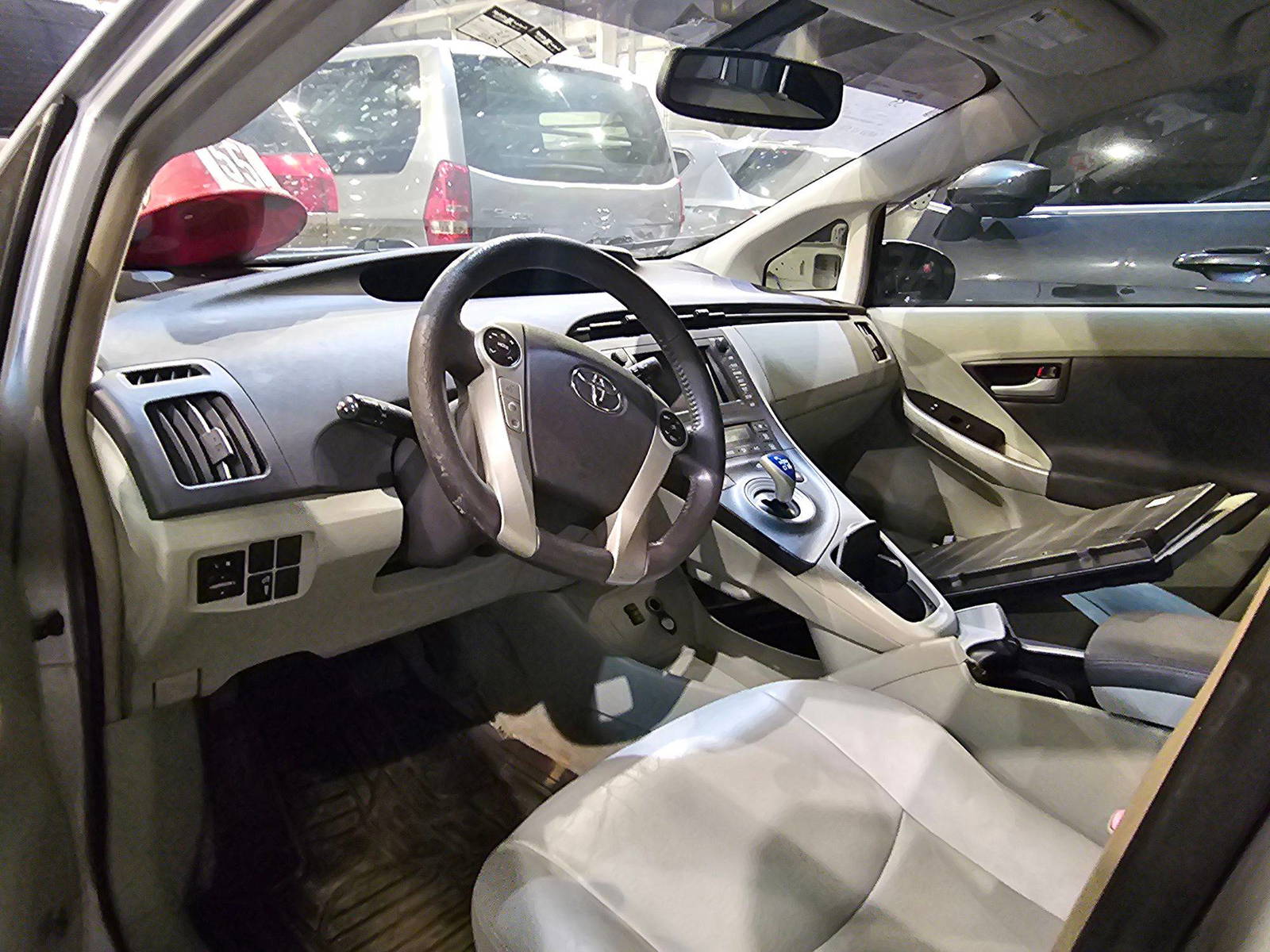 2010 TOYOTA PRIUS — 182838 Miles — Lot 97390475 — Main - Marhaba Auctions Used Cars - Image 8