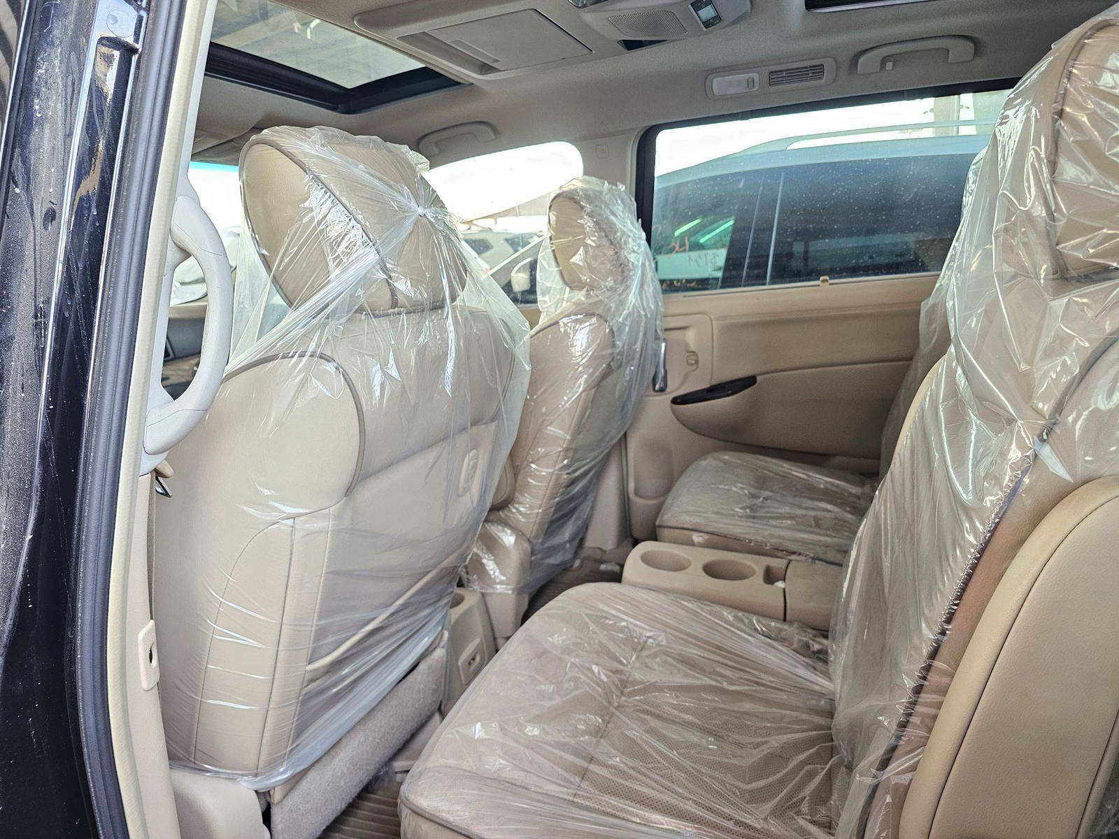2012 NISSAN QUEST — 182825 Miles — Lot KP7C9041788 — Souq - Marhaba Auctions Used Cars - Image 7