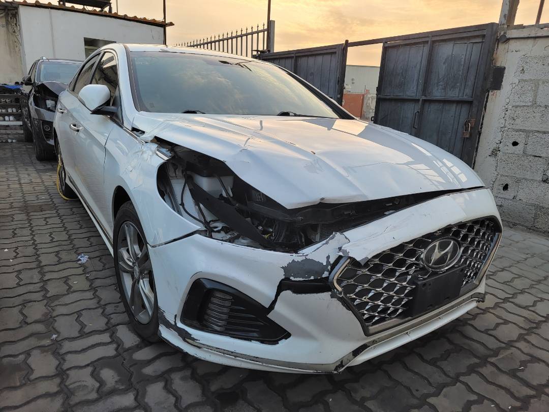 2019 HYUNDAI SONATA — 243040 KM — Lot KH747745 — Main - Marhaba Auctions Used Cars - Image 4