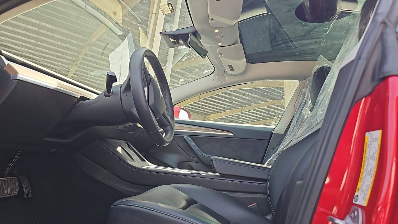 TESLA MODEL 3 2022 - Marhaba Auction Used Cars - Image 9