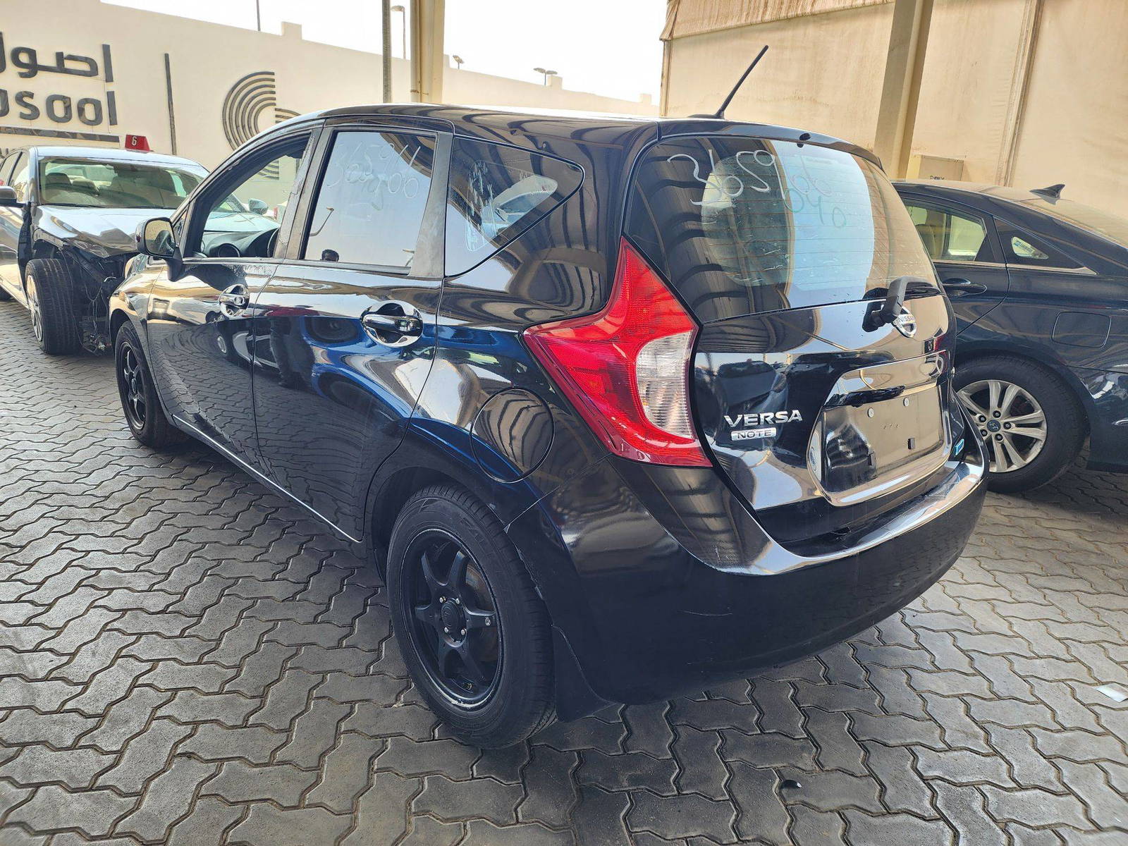 2014 NISSAN VERSA NOTE — 178377 Miles — Lot 39440405 — Souq - Marhaba Auctions Used Cars - Image 3