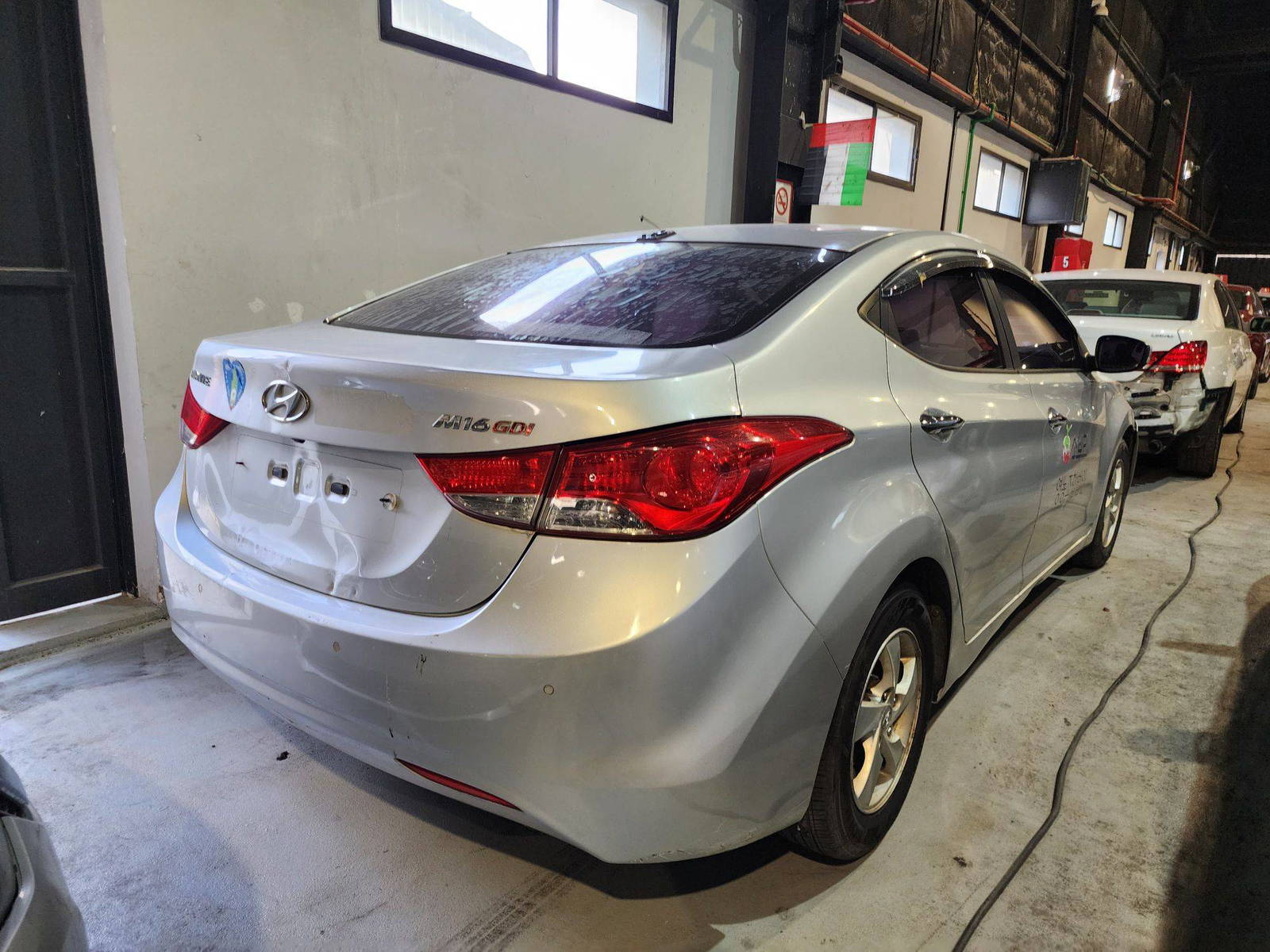 2012 HYUNDAI AVANTE — 268584 KM — Lot 318562 — Al Quoz - Marhaba Auctions Used Cars - Image 5