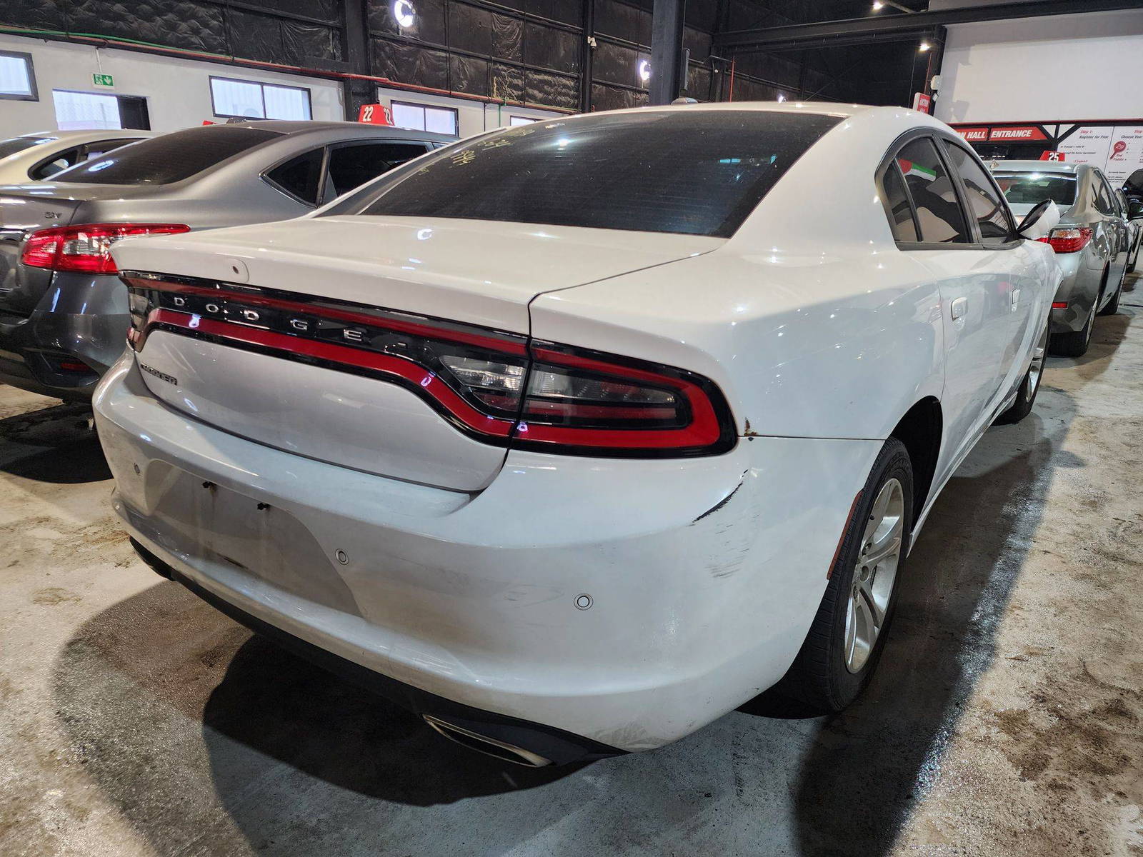 2019 DODGE CHARGER — 86493 Miles — Lot 40522293 — Main - Marhaba Auctions Used Cars - Image 4