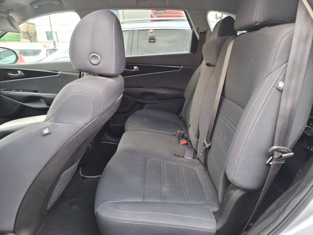 2019 KIA SORENTO — 122296 Miles — Lot 125487 — Ind. 12 - Marhaba Auctions Used Cars - Image 6