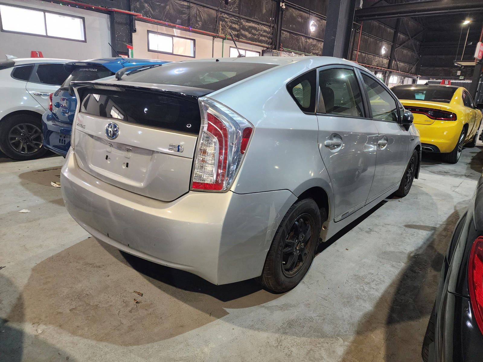 2012 TOYOTA PRIUS — 282651 Miles — Lot 43305480 — Souq - Marhaba Auctions Used Cars - Image 6