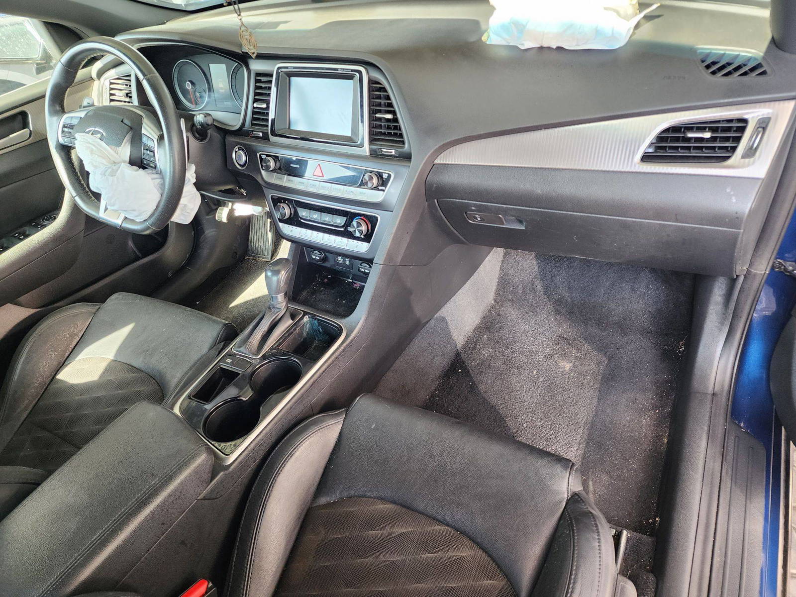 2018 HYUNDAI SONATA — 82313 Miles — Lot 68693593 - Marhaba Auctions Used Cars - Image 5
