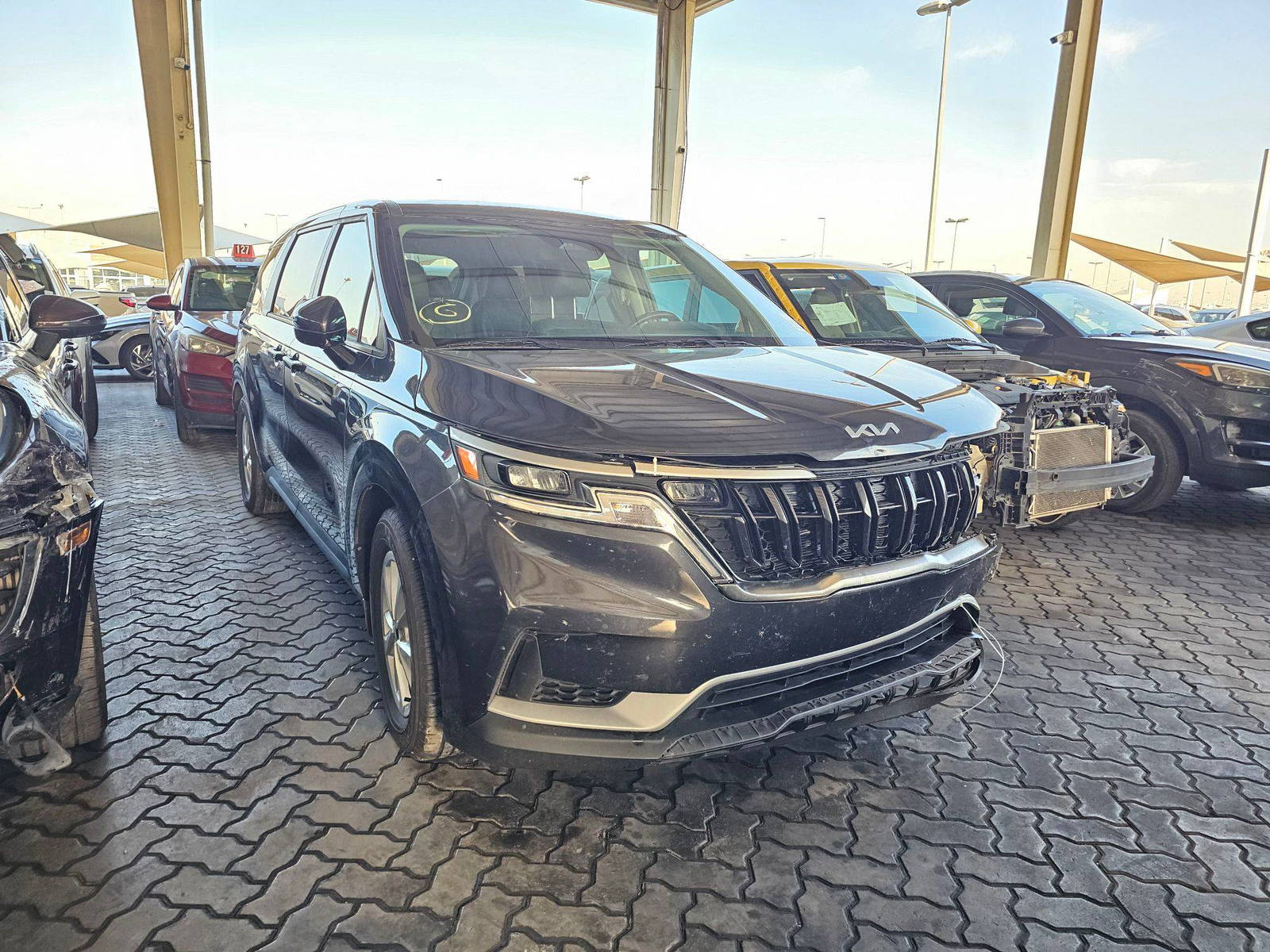 KIA CARNIVAL LX 2023 - Marhaba Auction Used Cars - Image 4