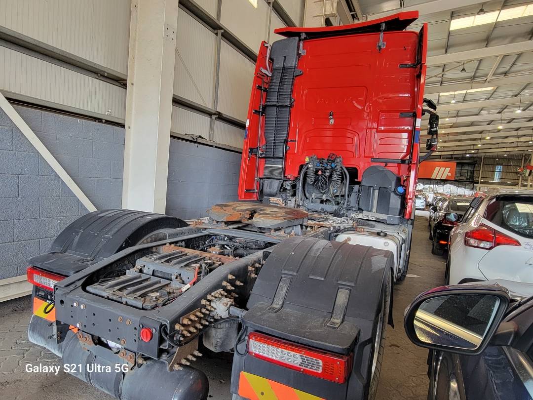 2015 VOLVO FH-Series — 1436119 KM — Lot 0FB737580 — Main - Marhaba Auctions Used Cars - Image 6